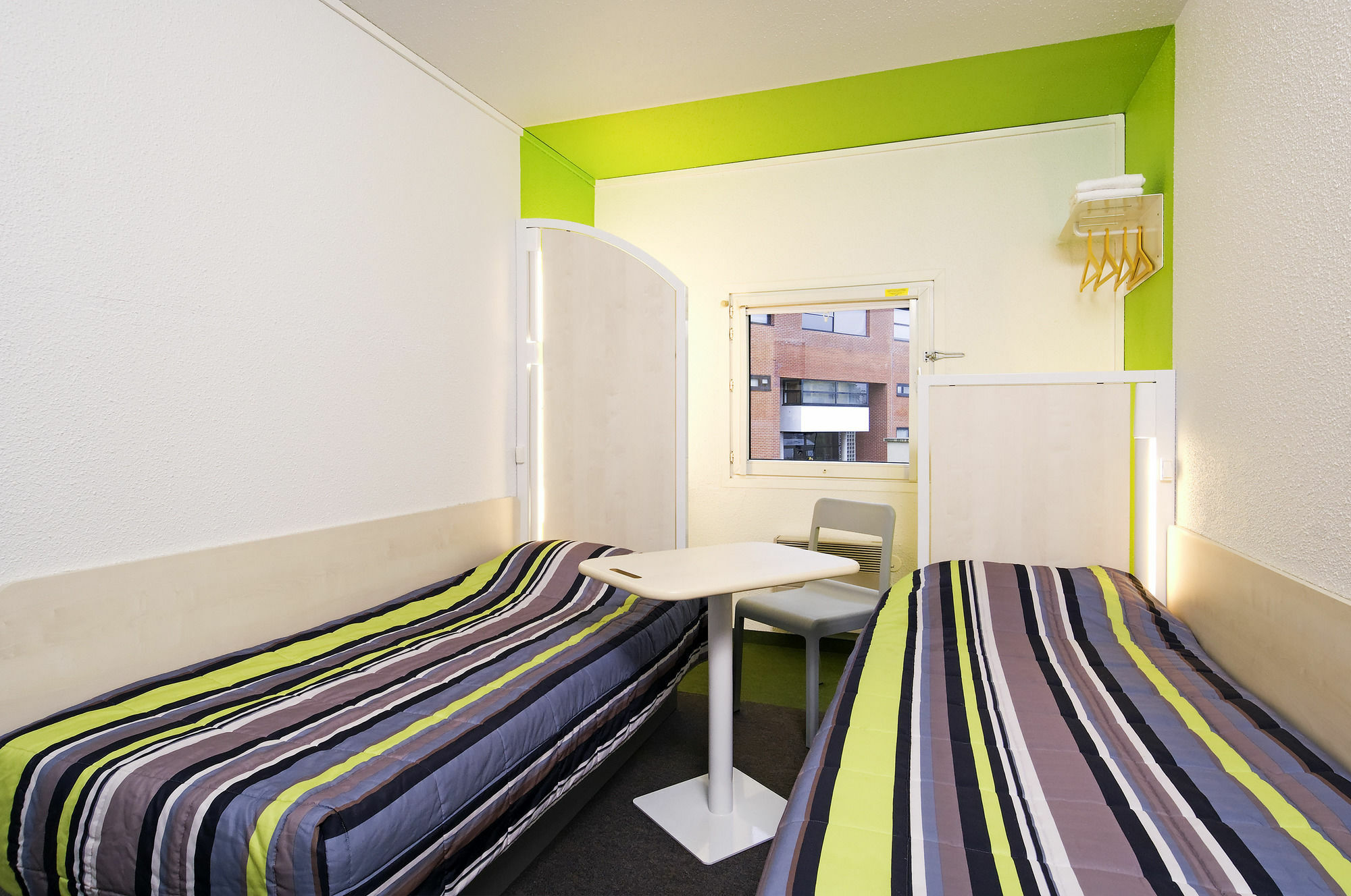 Hotelf1 Saint Witz A1 Hotel Exterior foto